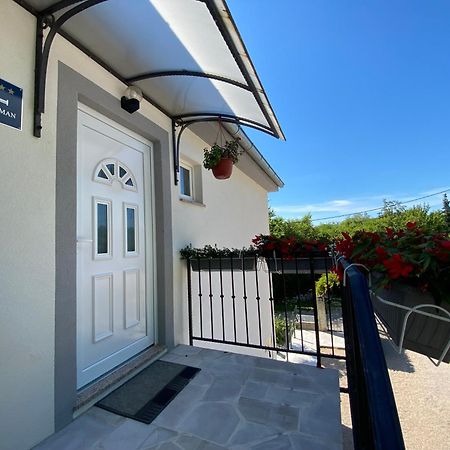 Kras Apartmani Foresta מראה חיצוני תמונה