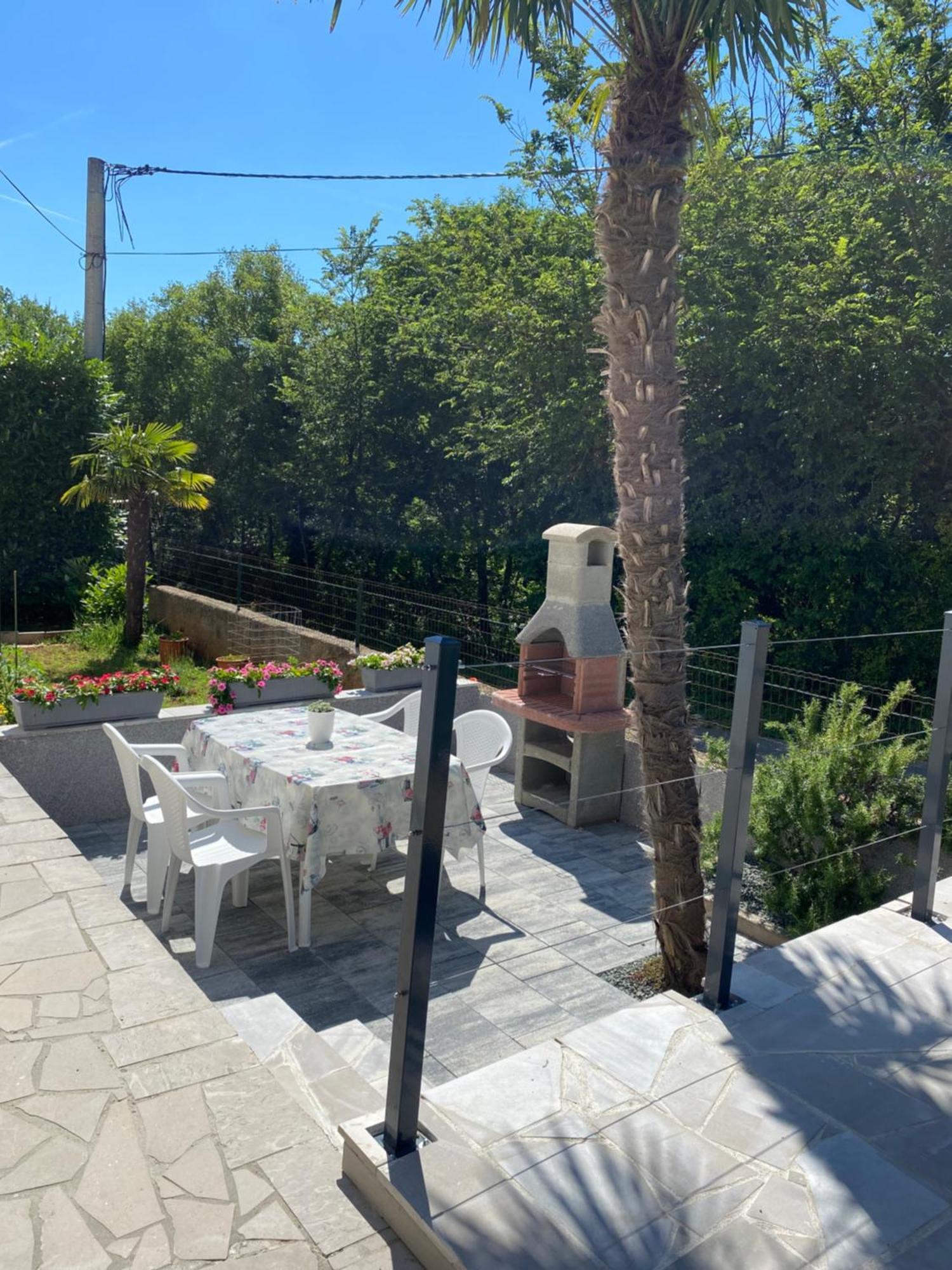 Kras Apartmani Foresta מראה חיצוני תמונה