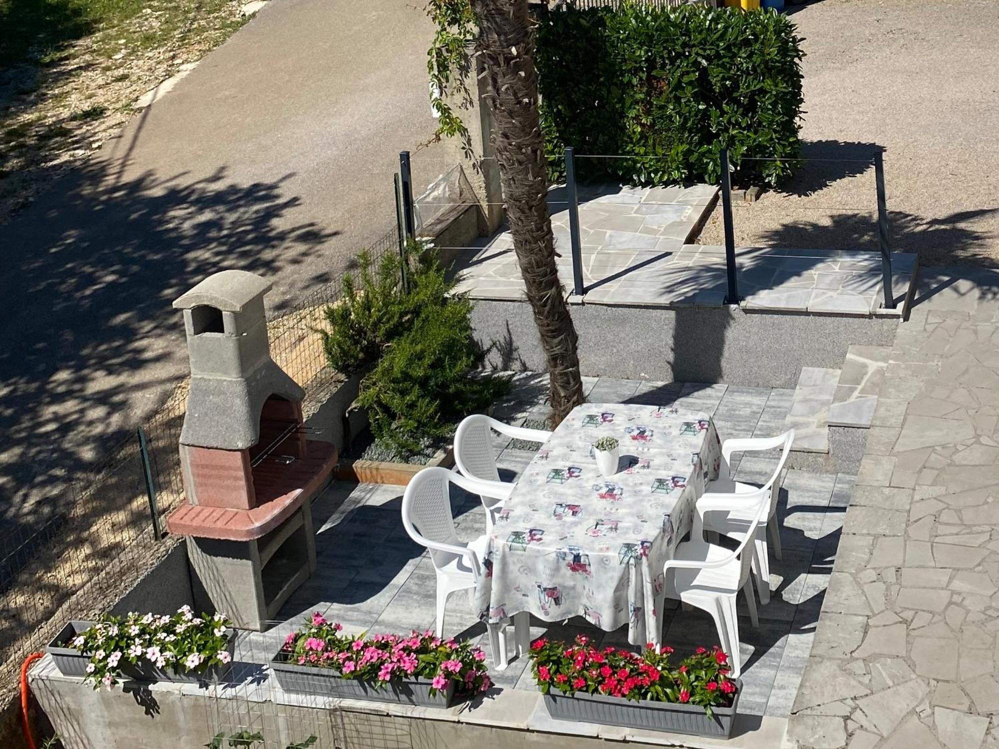 Kras Apartmani Foresta מראה חיצוני תמונה